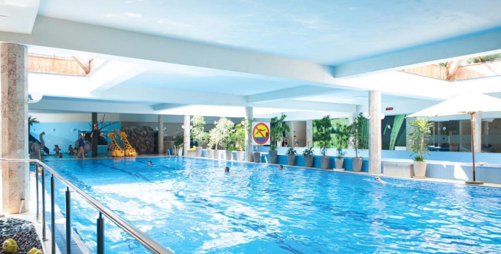 Vacationclub - Jana Matejki 1 Apartment Карпач Екстериор снимка